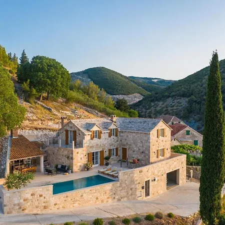 Luxury Ani, Eco-ethno Village Dol