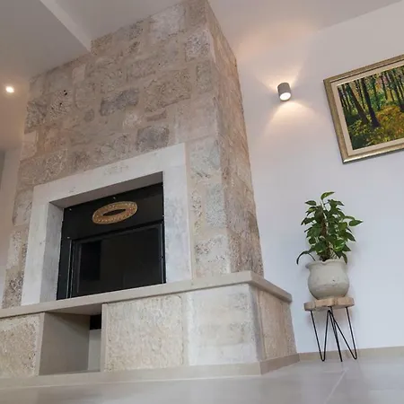 Luxury Ani, Eco-ethno Village Dol