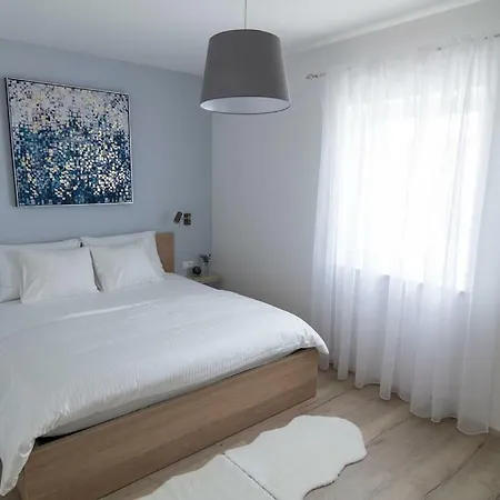 Luxury Ani, Eco-ethno Village Dol Villa